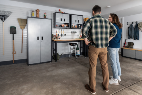 Tips and Steps to Efficiently Organize Your Garage