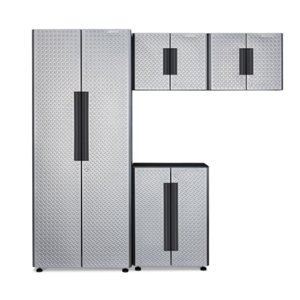 Un système d'armoires Gladiator Flex avec quatre armoires, dont deux armoires supérieures.